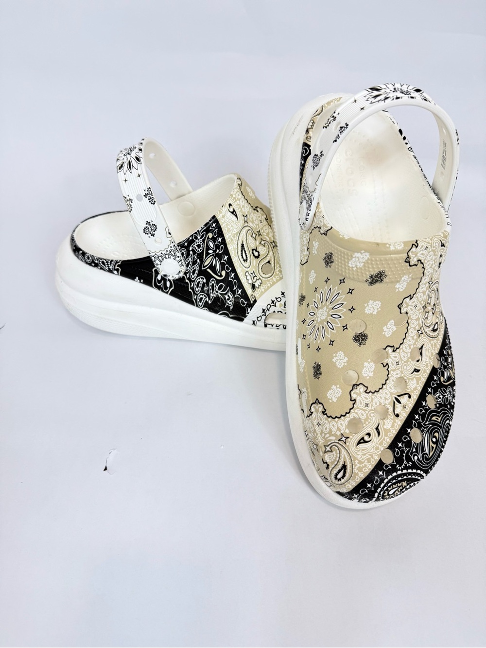 CROCS Classic Crush Bandana White Black Beige Platform Slip-on Unisex
